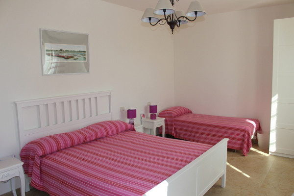DREIBETTZIMMER 1 