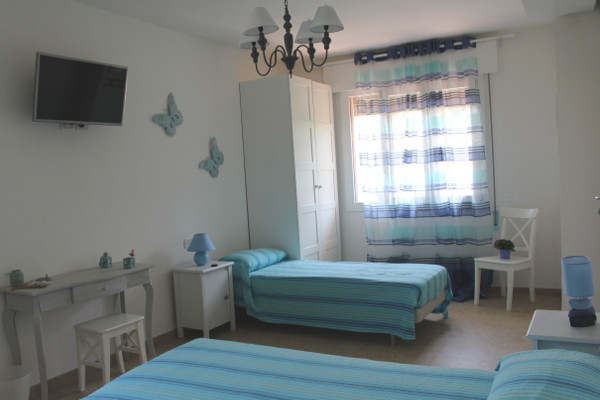 DREIBETTZIMMER 2 