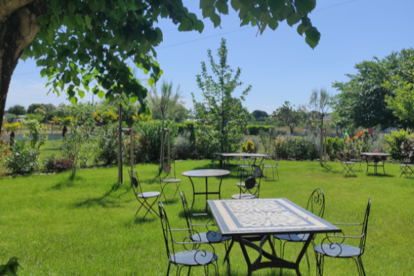 Breakfast Area in the Garden - B&B Marelaguna Cavallino Treporti VE