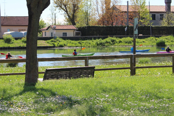 View of the Sile River in Jesolo - B&B Marelaguna Cavallino Treporti VE